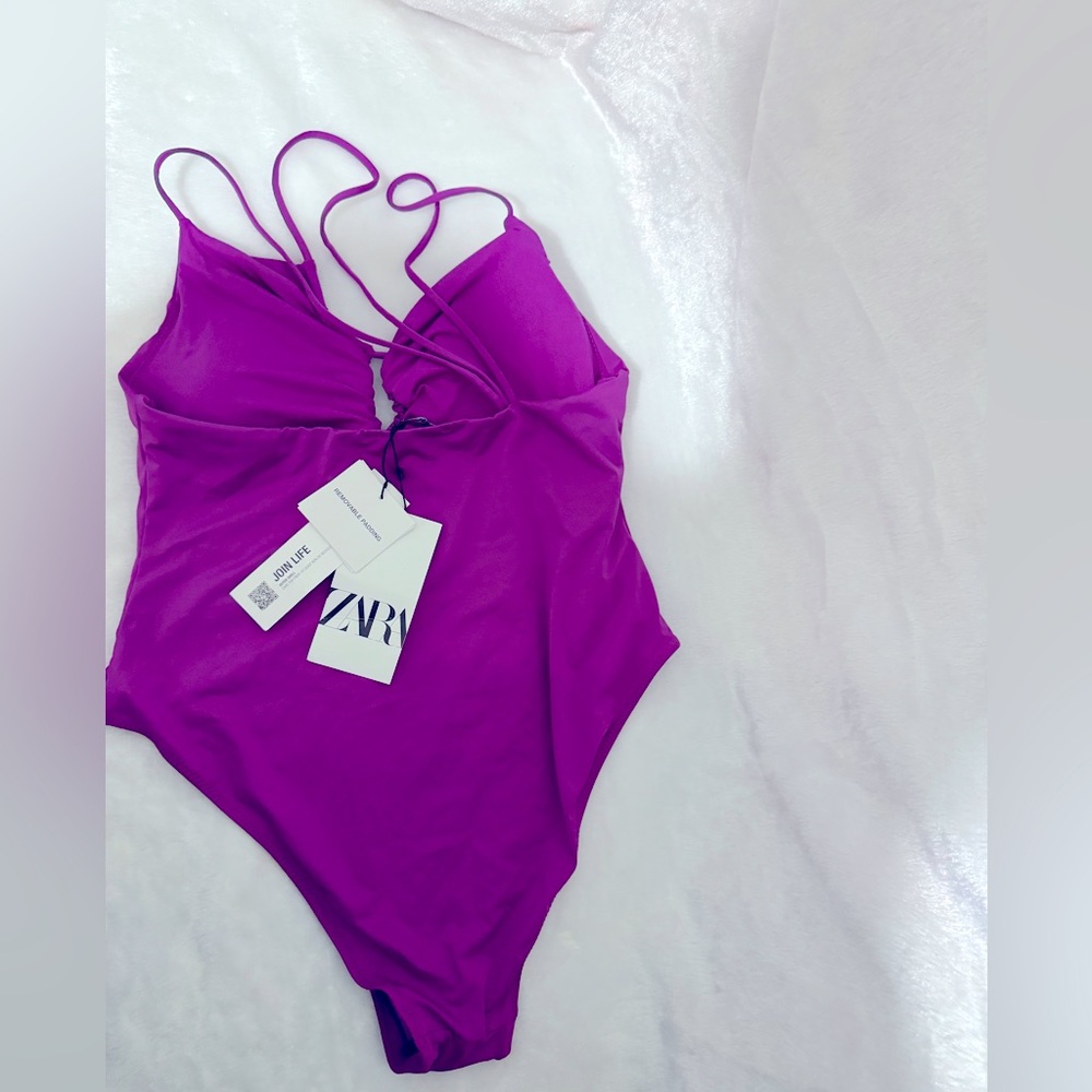 ZARA Ruched One Piece Swimsuit - Picture 7 of 7